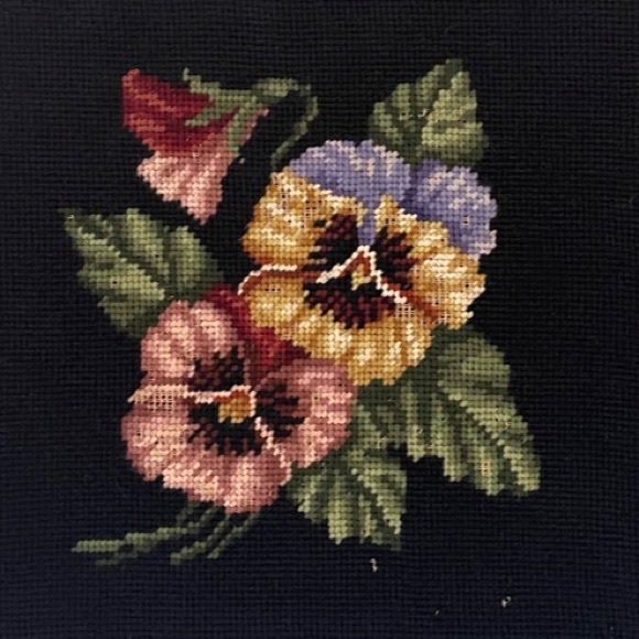 ❌ SOLD ❌ Vintage Floral Tapestry Carpet Hand Bag Black - Picture 6 of 9